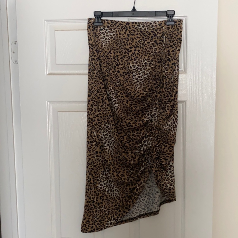 Leopard skirt